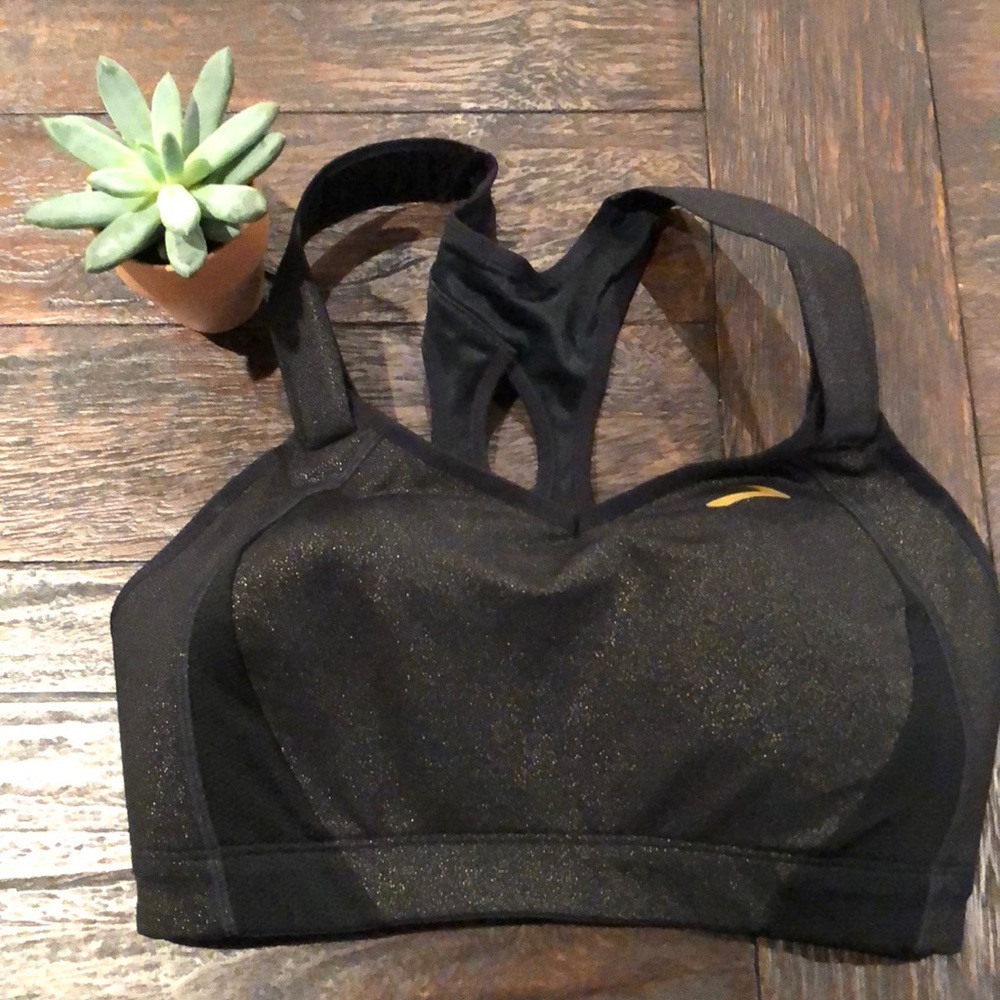 NWOT BROOKS high impact sports bra